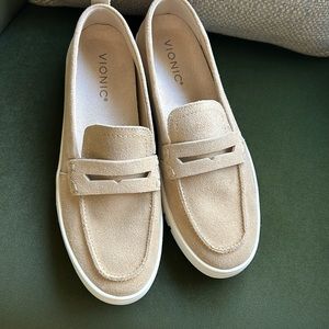 New in box never worn. Vionic Uptown, Sand, Loafer, Suede